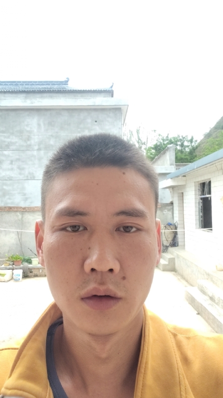 简单点的第一张照片--陇南残疾人相亲网